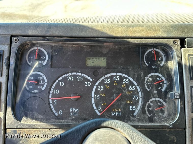 image for item OM9766 2004 Freightliner  FL70 fuel truck