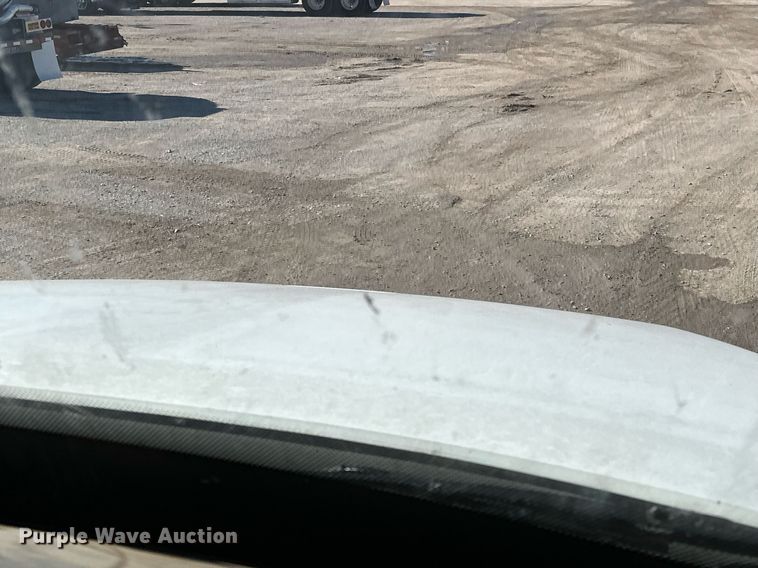 image for item OM9766 2004 Freightliner  FL70 fuel truck