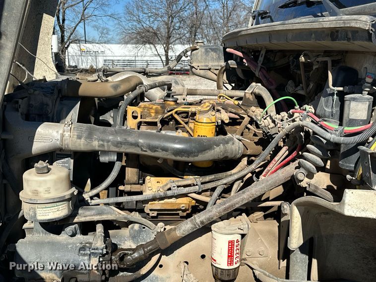 image for item OM9766 2004 Freightliner  FL70 fuel truck