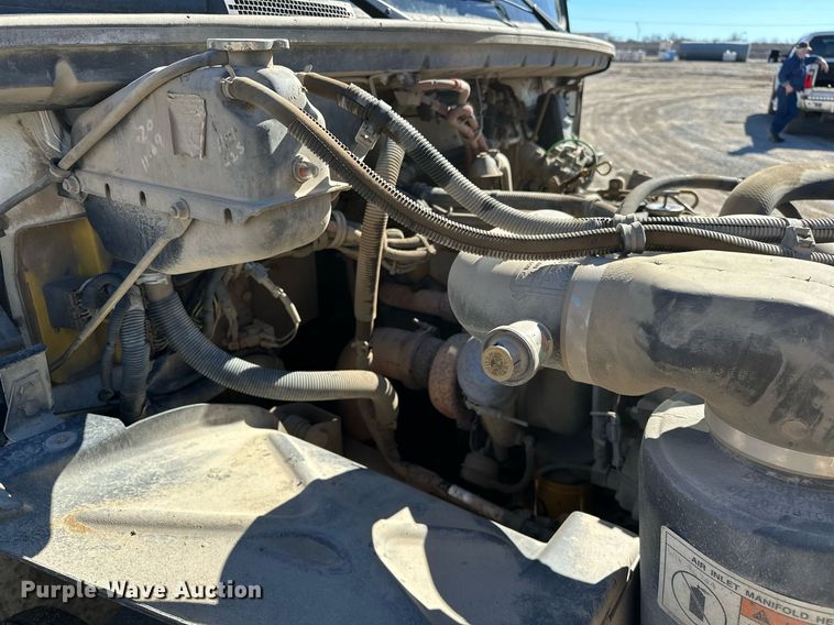 image for item OM9766 2004 Freightliner  FL70 fuel truck