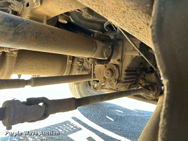 image for item OM9766 2004 Freightliner  FL70 fuel truck