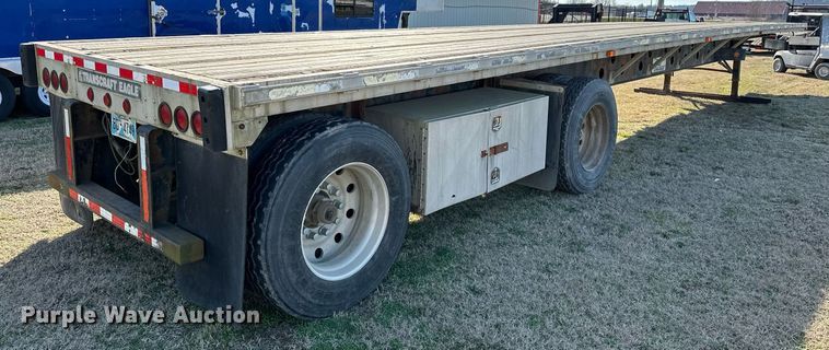 image for item OM9823 2000 Transcraft flatbed truck