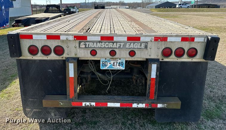 image for item OM9823 2000 Transcraft flatbed truck