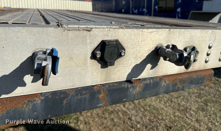 image for item OM9823 2000 Transcraft flatbed truck