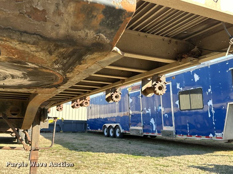 image for item OM9823 2000 Transcraft flatbed truck