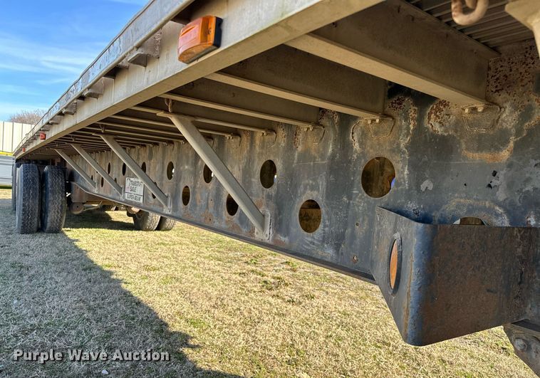 image for item OM9823 2000 Transcraft flatbed truck