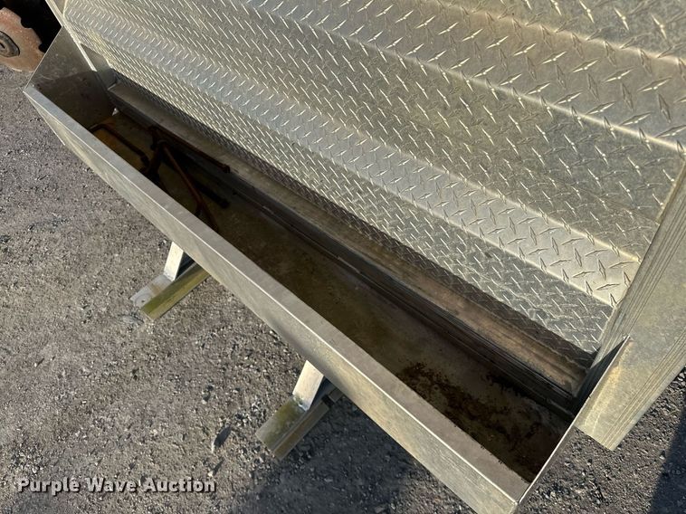 image for item OM9844 (2) headache racks