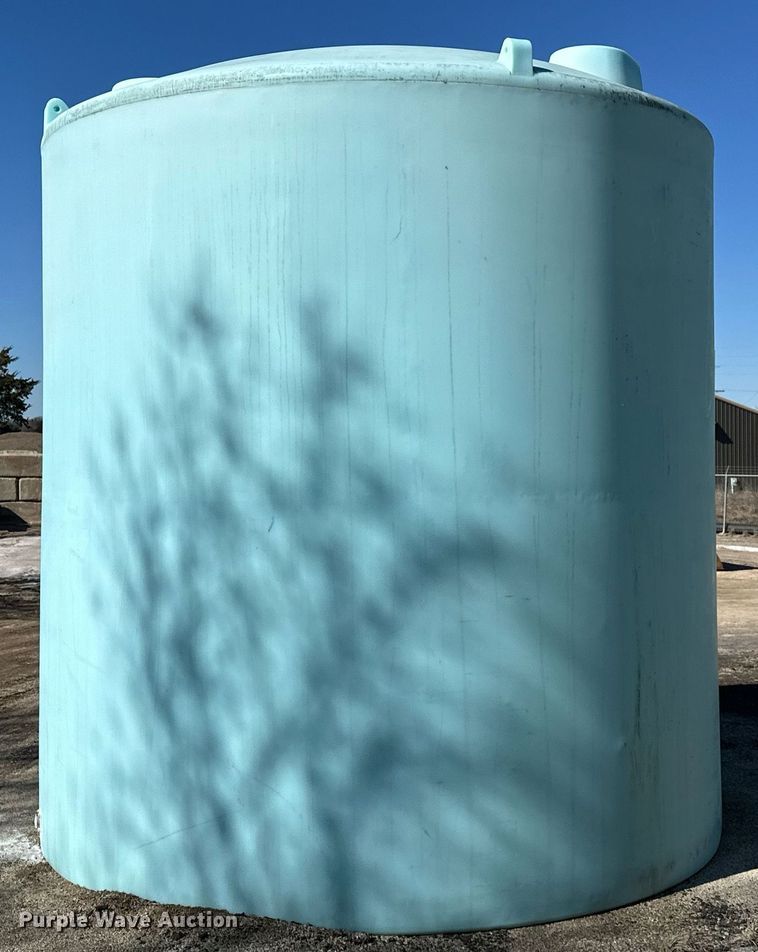 image for item DJ6233 Sprayer Specialties salt brine poly storage tank