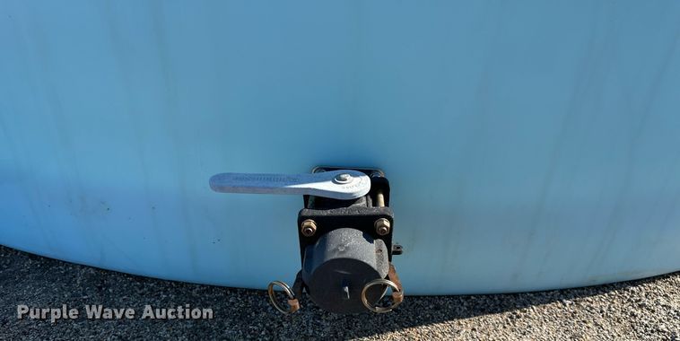 image for item DJ6233 Sprayer Specialties salt brine poly storage tank