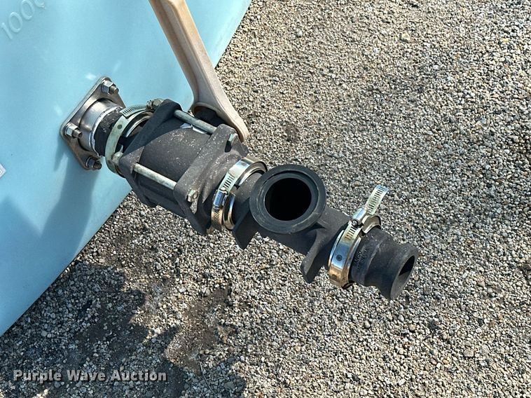 image for item DJ6233 Sprayer Specialties salt brine poly storage tank