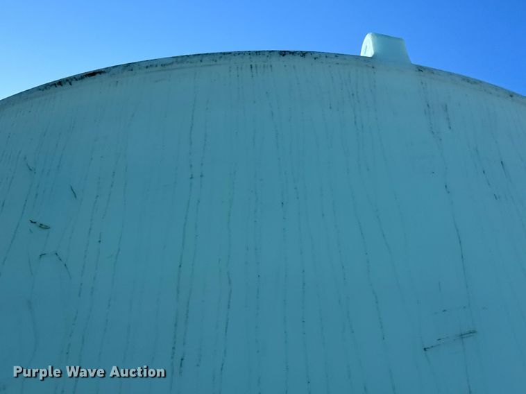 image for item DJ6233 Sprayer Specialties salt brine poly storage tank