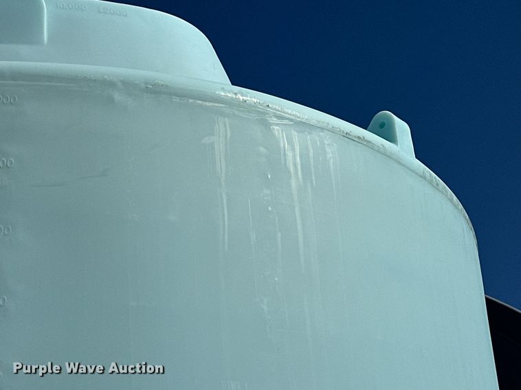 image for item DJ6233 Sprayer Specialties salt brine poly storage tank