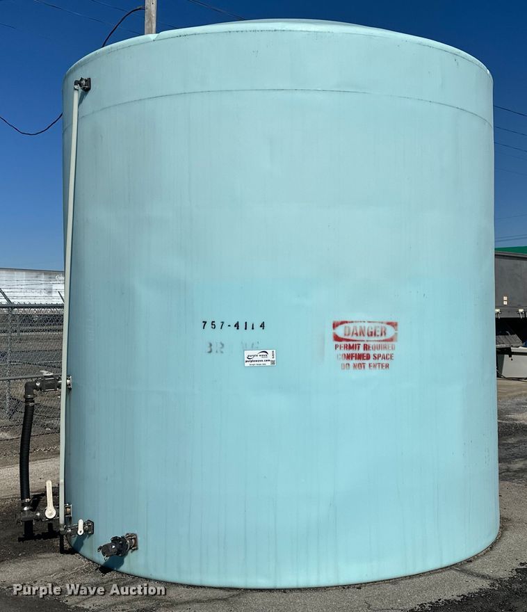 image for item DJ6236 Norwesco salt brine poly storage tank