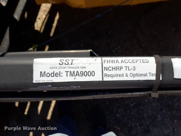 image for item DP2588 2004 Trinity TMA9000 crash attenuator