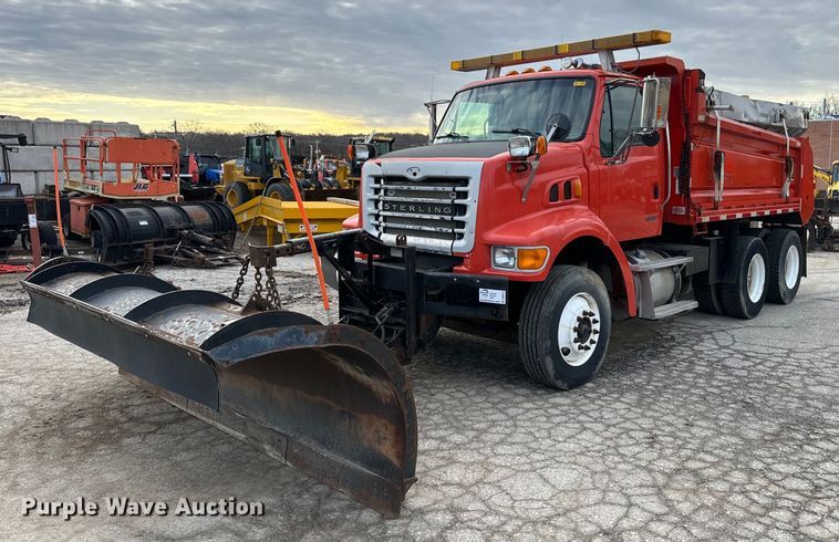 image for item DQ6213 2006 Sterling LT7500 dump truck