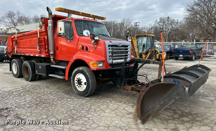 image for item DQ6213 2006 Sterling LT7500 dump truck