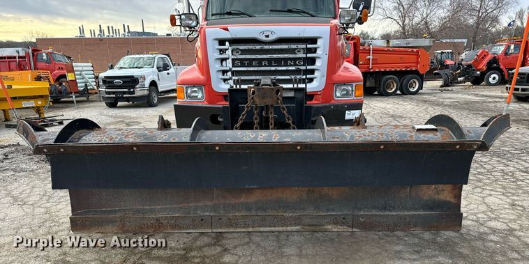 image for item DQ6213 2006 Sterling LT7500 dump truck