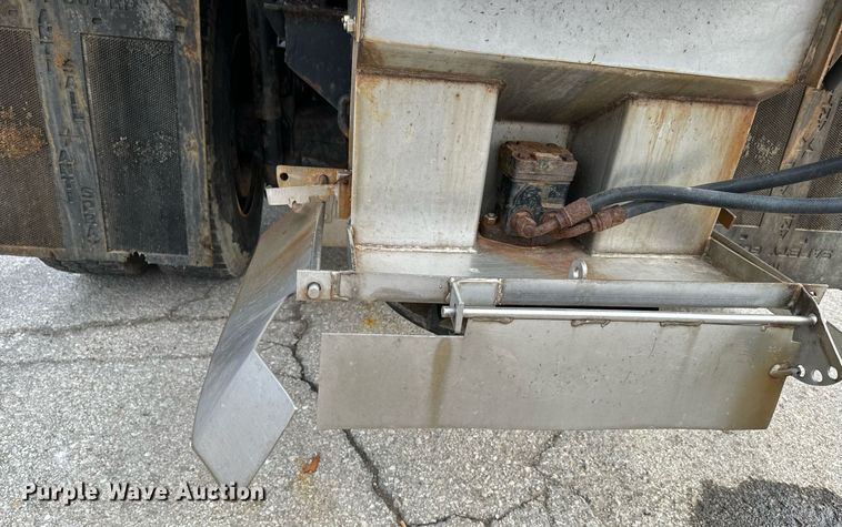 image for item DQ6213 2006 Sterling LT7500 dump truck