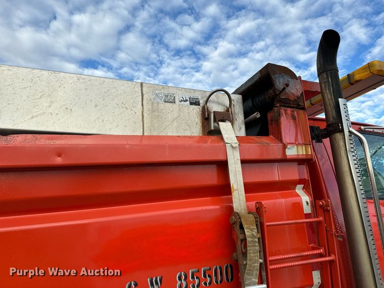 image for item DQ6213 2006 Sterling LT7500 dump truck