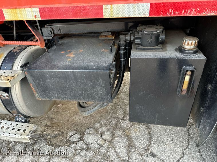 image for item DQ6213 2006 Sterling LT7500 dump truck