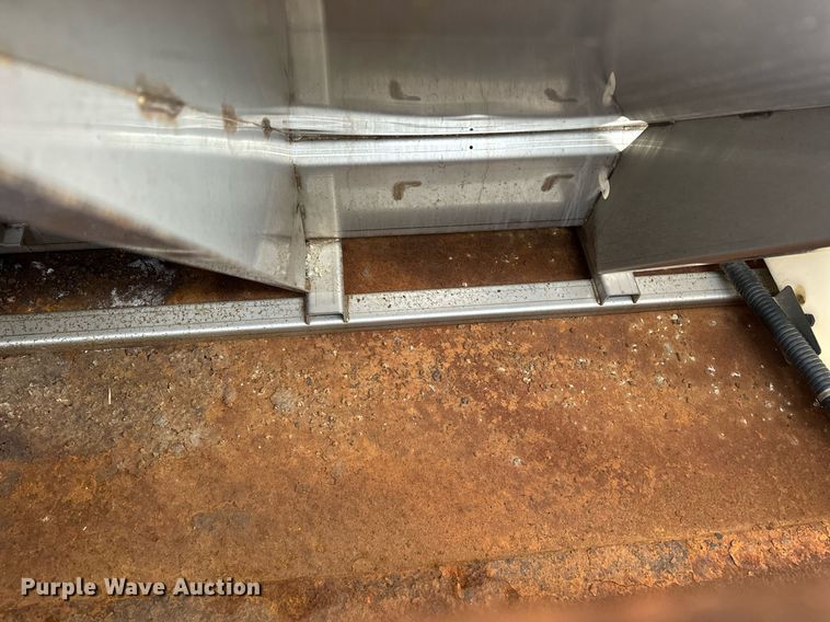 image for item DQ6213 2006 Sterling LT7500 dump truck