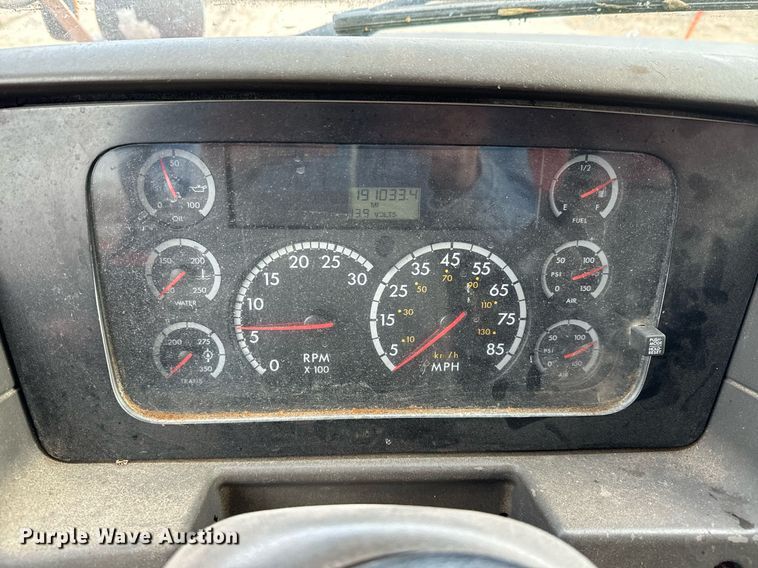 image for item DQ6213 2006 Sterling LT7500 dump truck