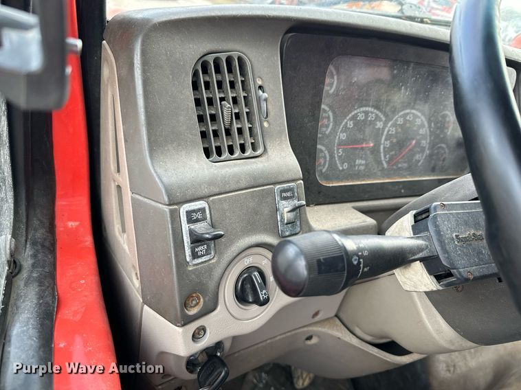 image for item DQ6213 2006 Sterling LT7500 dump truck