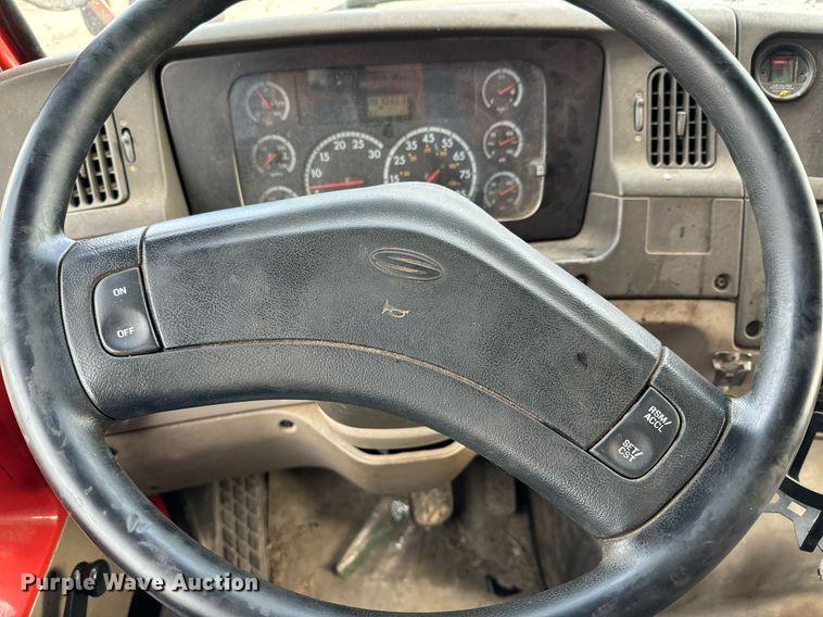 image for item DQ6213 2006 Sterling LT7500 dump truck