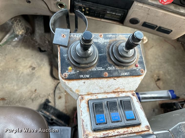 image for item DQ6213 2006 Sterling LT7500 dump truck