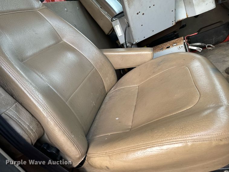 image for item DQ6213 2006 Sterling LT7500 dump truck