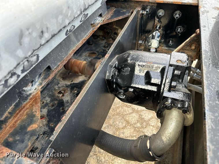 image for item DQ6213 2006 Sterling LT7500 dump truck