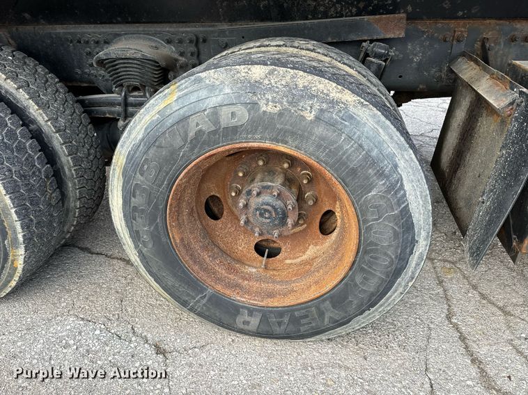 image for item DQ6213 2006 Sterling LT7500 dump truck