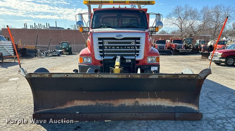 image for item DQ6214 2005 Sterling LT7500 dump truck