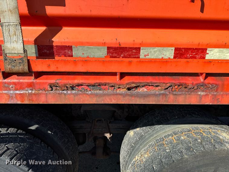 image for item DQ6214 2005 Sterling LT7500 dump truck
