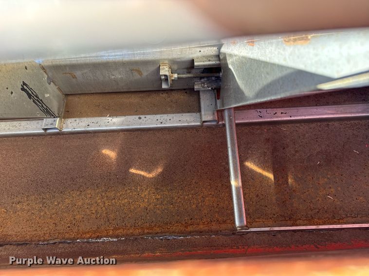 image for item DQ6214 2005 Sterling LT7500 dump truck