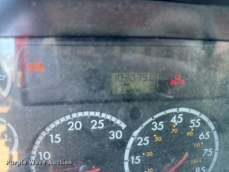 image for item DQ6214 2005 Sterling LT7500 dump truck