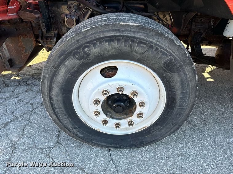 image for item DQ6214 2005 Sterling LT7500 dump truck