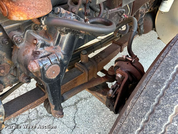 image for item DQ6214 2005 Sterling LT7500 dump truck