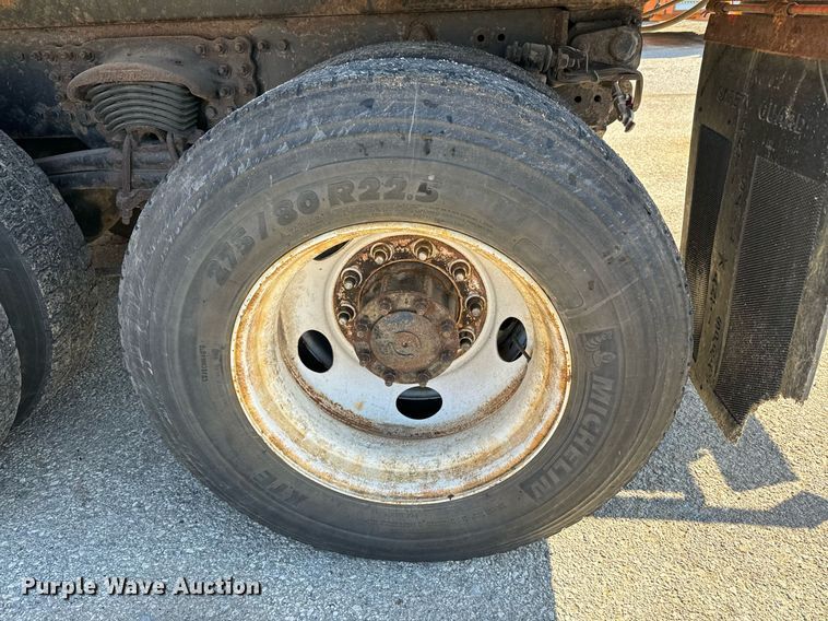 image for item DQ6214 2005 Sterling LT7500 dump truck