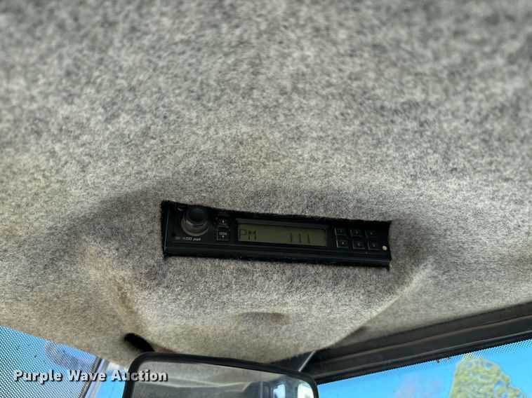 image for item DQ6220 2005 John Deere 444J wheel loader