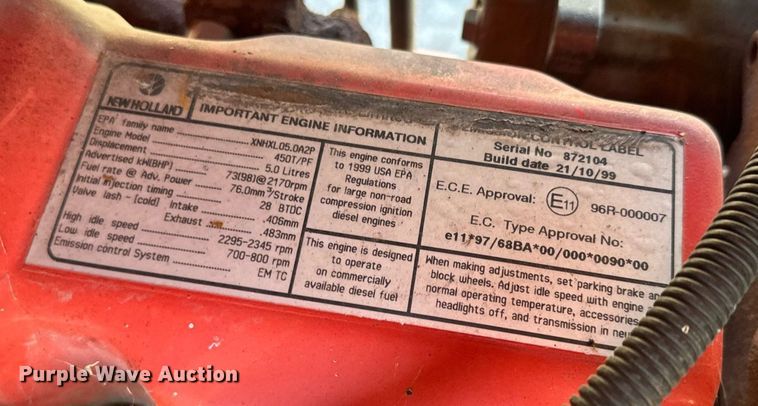 image for item DQ6221 2000 New Holland TS100 tractor