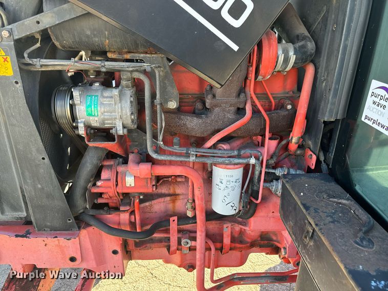 image for item DQ6221 2000 New Holland TS100 tractor