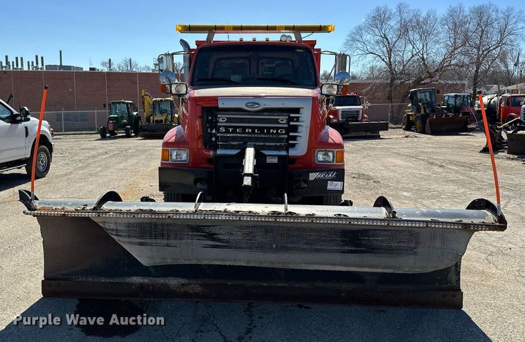 image for item DQ6222 2006 Sterling LT7500 dump truck