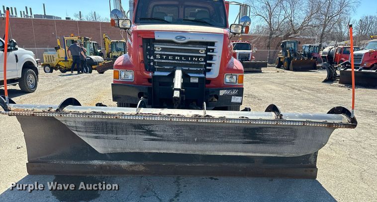 image for item DQ6222 2006 Sterling LT7500 dump truck