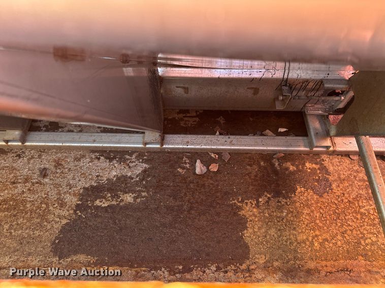 image for item DQ6222 2006 Sterling LT7500 dump truck