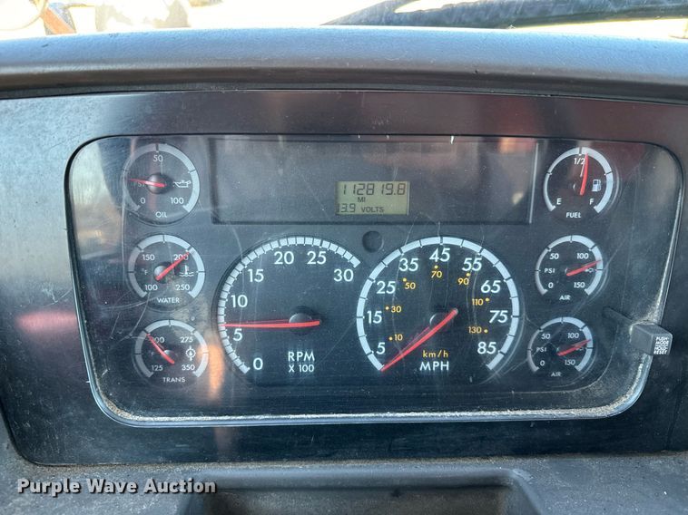 image for item DQ6222 2006 Sterling LT7500 dump truck