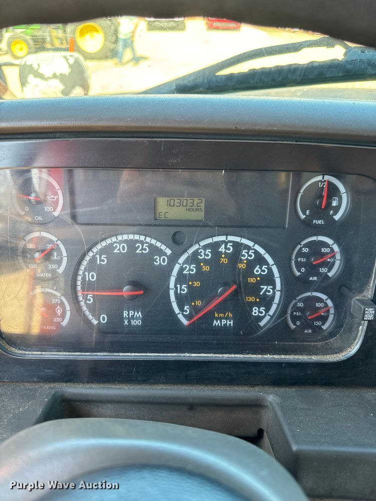 image for item DQ6222 2006 Sterling LT7500 dump truck