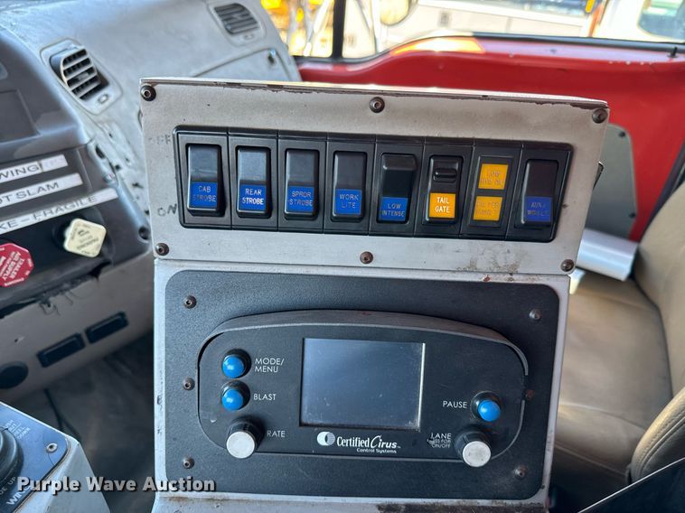 image for item DQ6222 2006 Sterling LT7500 dump truck