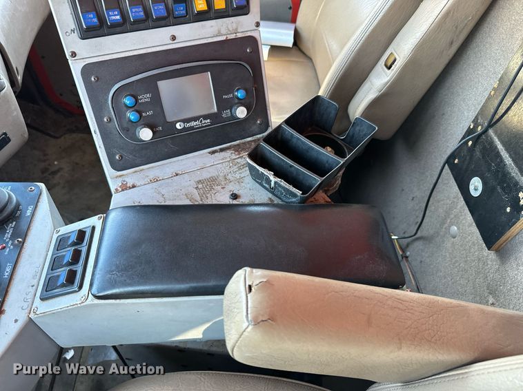 image for item DQ6222 2006 Sterling LT7500 dump truck