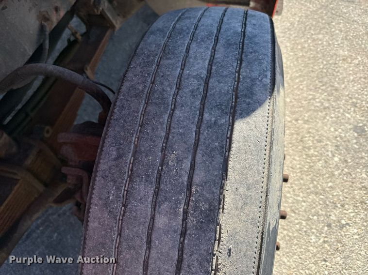 image for item DQ6222 2006 Sterling LT7500 dump truck